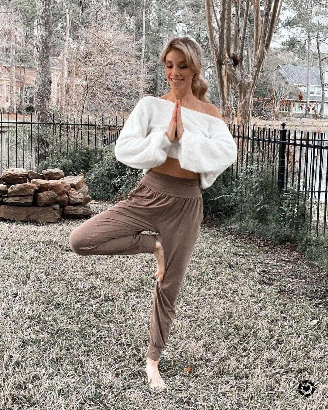 Stretchy Semi-fitted