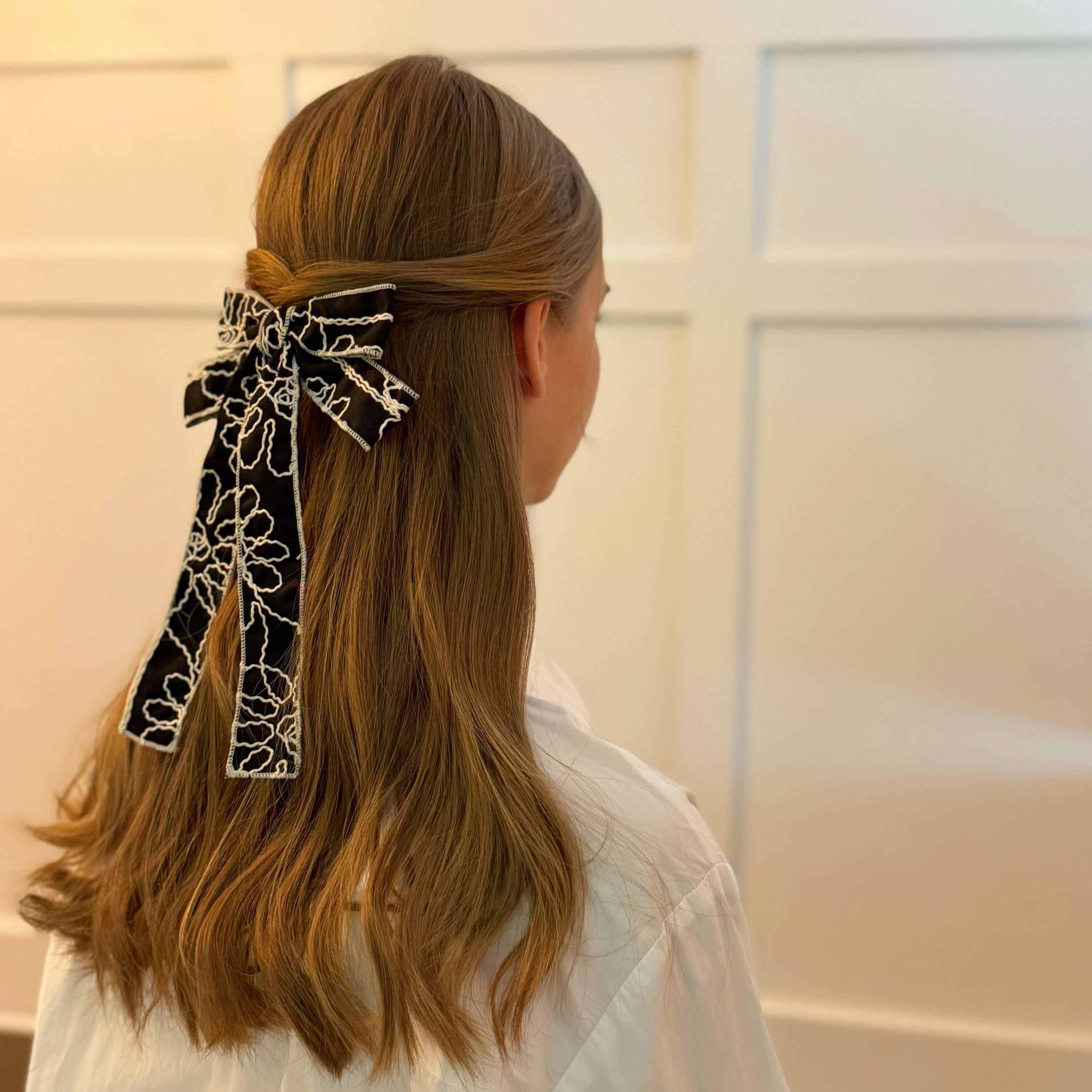 Artful Stitch Bow Hair Clip