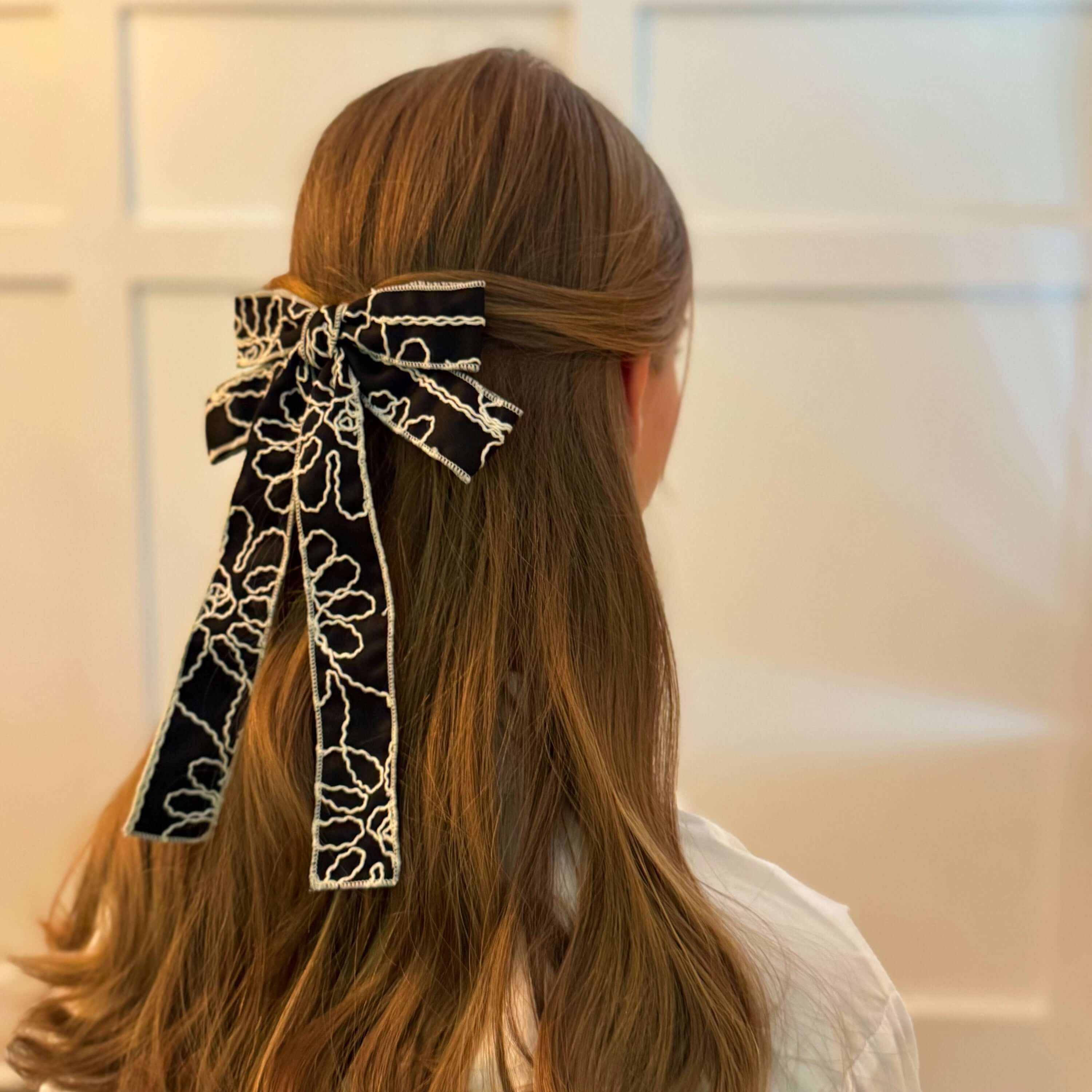 Artful Stitch Bow Hair Clip